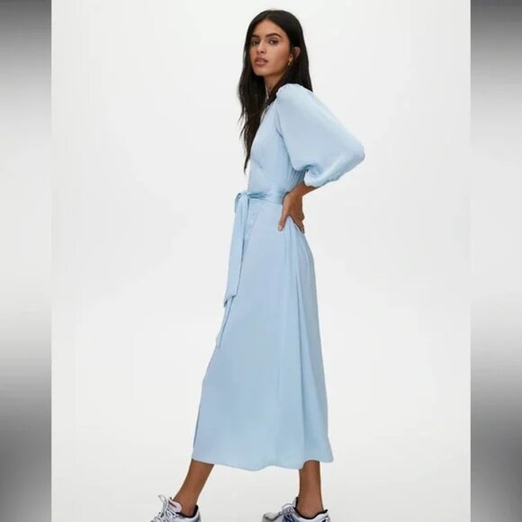 Aritzia Little Moon NAVY Vesper Satin Wrap-Front Maxi Dress Navy Blue Size XXS - Picture 2 of 7